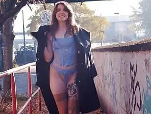 ISABELLA SALVATORE et EDEN IVY en trio