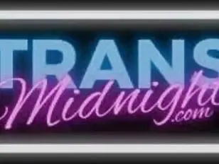 сексуальная транссексуалка в сексе с сестрой