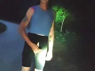 सुबह-सुबह पार्क में बियांकासिसी