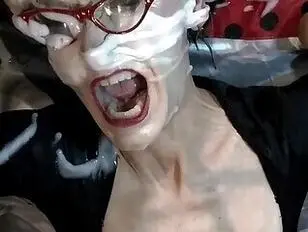 Todo blanco en la noche