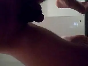 Plassen als een hond