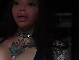 VH overtreft een magere,gemaskerde homo