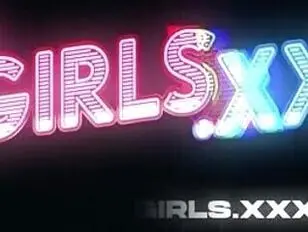 Gorąca suka dostaje rozdziawione usta