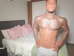 Homem negro sexy transa com Vila