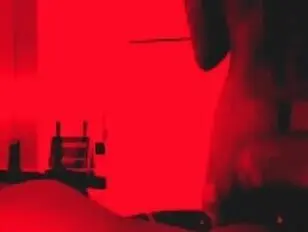 Travesti safada,me dá uma surra e me chupa.