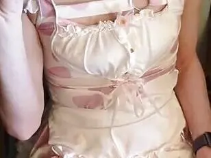 प्यारा समलैंगिक फेमबॉय ने सेक्स किया