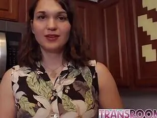 Natalie Carnot,belleza trans de Haven Rose,emocionada por follar con su ídolo.