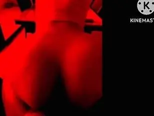 Transessuale dal sedere grosso che ha fatto scoppiare tutto molto velocemente