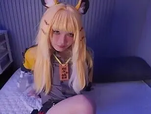 aurora gif cosplay