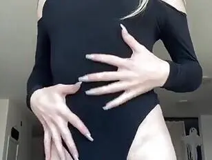 Mooie blonde transvrouw