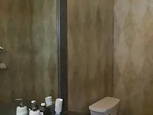 ТС Эмма отправила парочку сексуальных фоток чуваку