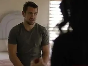 Shemale Ariel Demure es a pelo por ex