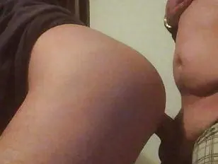Mi vecino me da leche - My neighbor gives me the milk