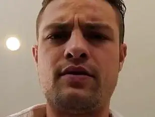 Compañero trans en busca de una polla para jugar