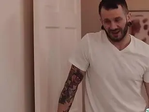 TS masseuse fucks the ass of her client