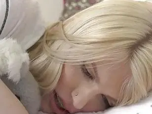 Black stepdad analed TS stepdaughters ass