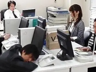 Shemale Tranny Office - Office Japanese Shemale Slave - Tranny.one